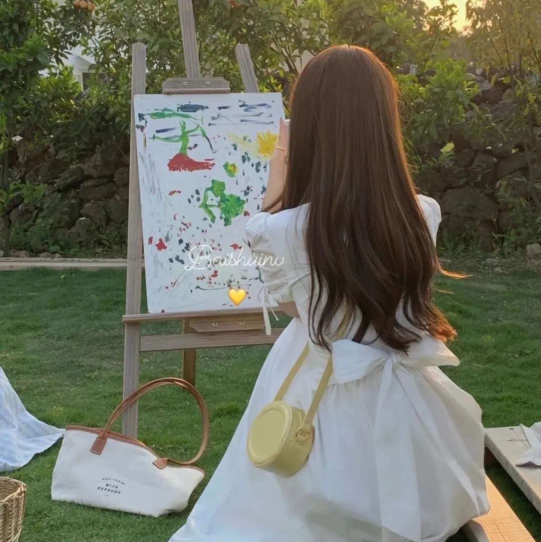 空房间里的妻子
